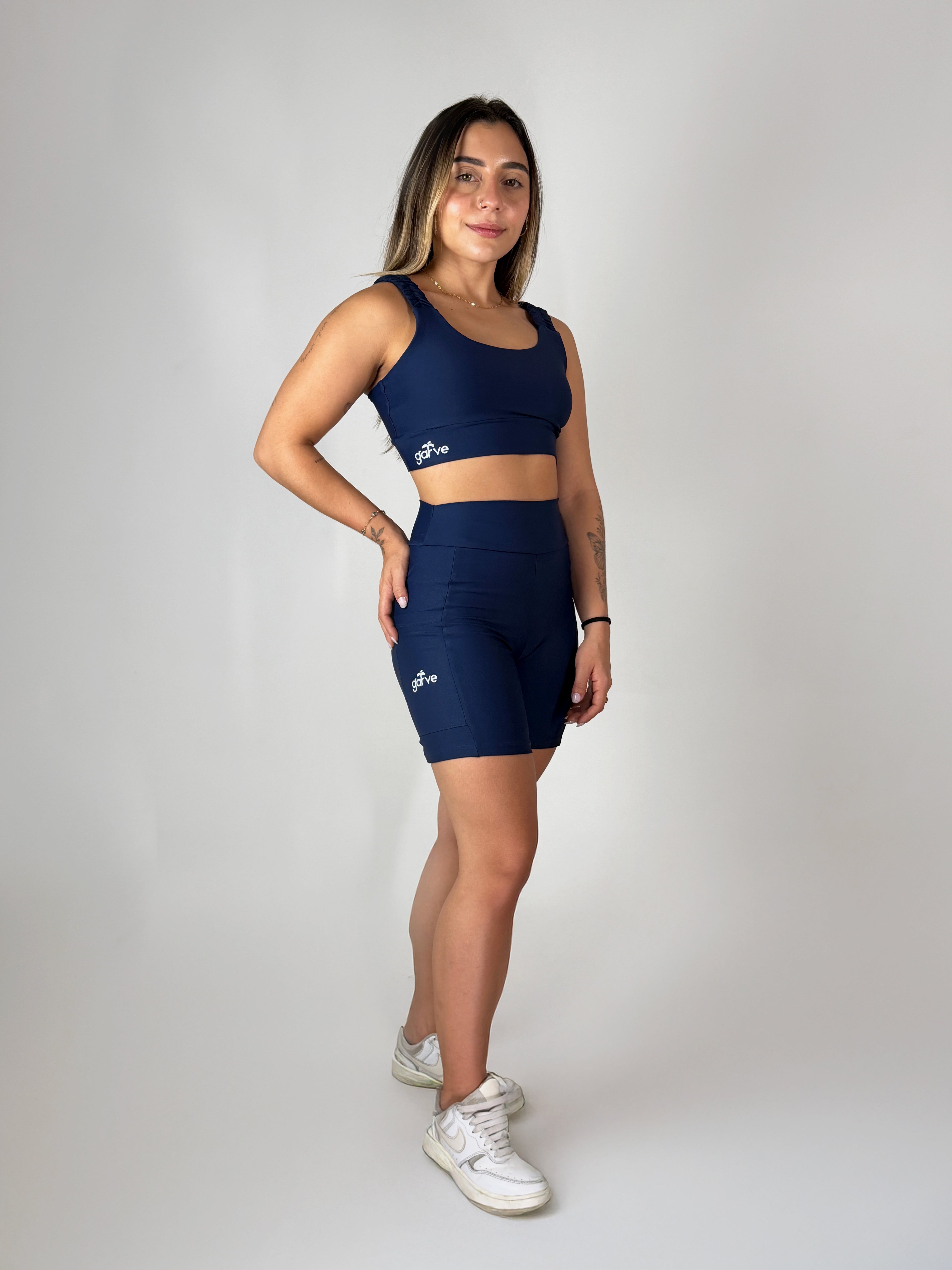 Short Poliamida Liso com bolso