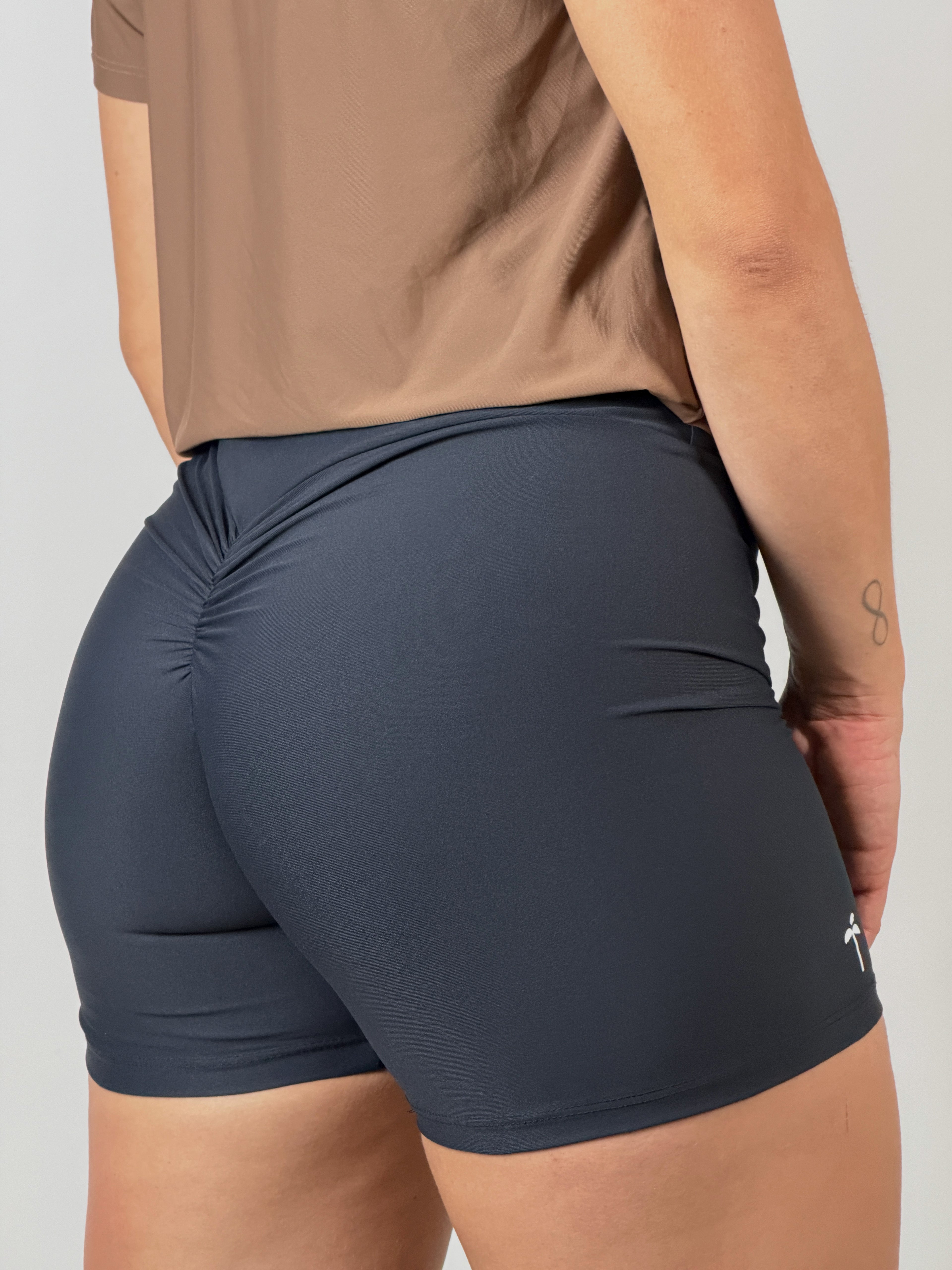 Short Poliamida Empina Bumbum
