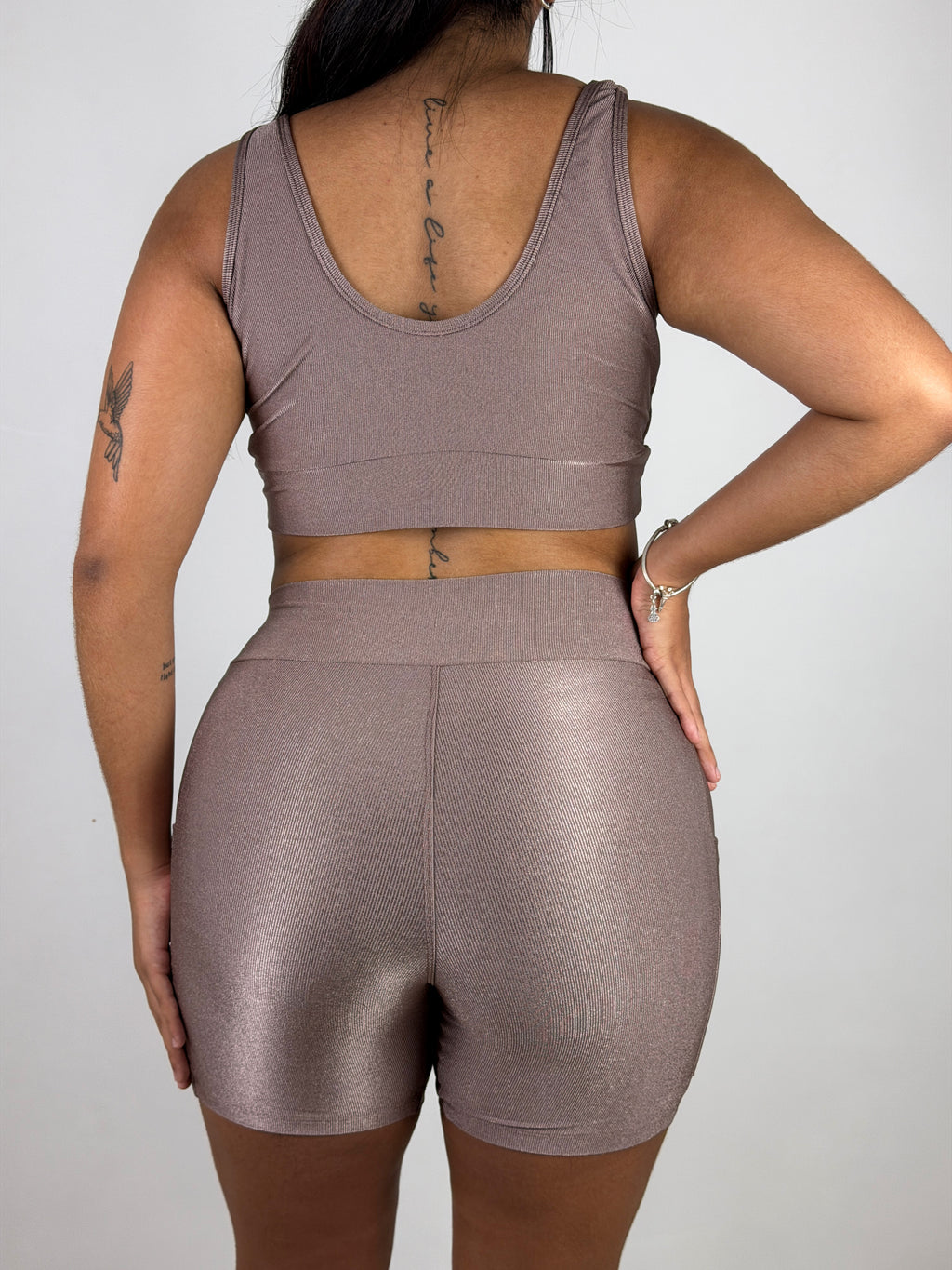 Short Canelado Brilho com bolso